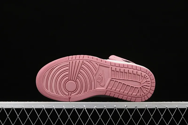 All categories Air Jordan Jordan series basketball shoes Air Jordan 1 High Z version Air Jordan 1 Zoom CMFT AJ1 Joe 1 pink glaze CT0979-601